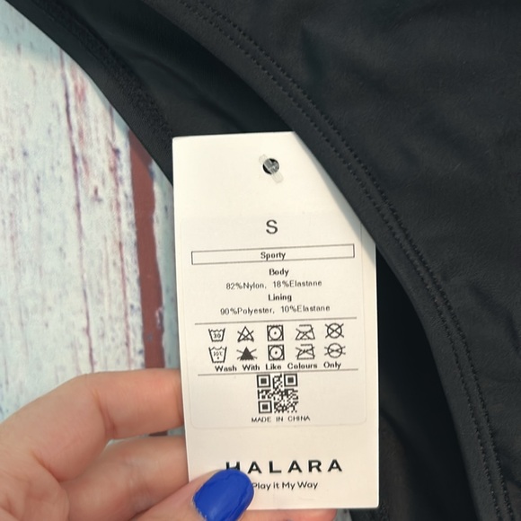 NWT HALARA Crossover bikini bottom - Picture 8 of 13